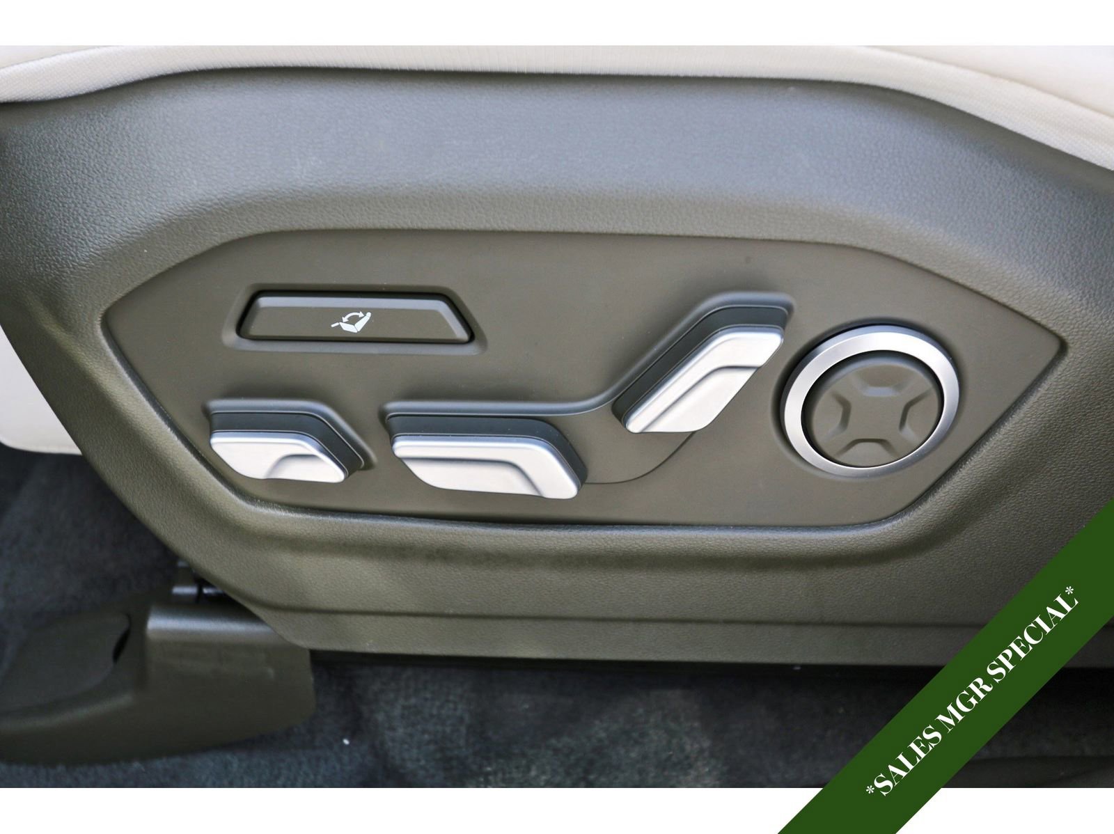 Used 2025 Hyundai Santa Fe Calligraphy image 30