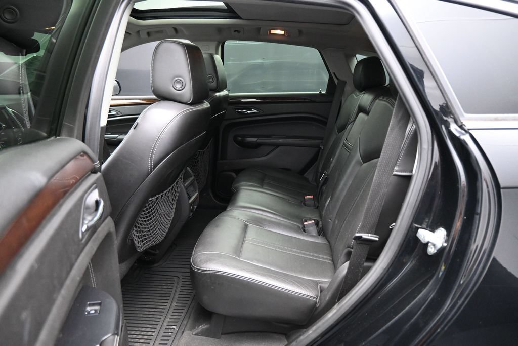 Used 2014 Cadillac SRX Luxury w/ Driver Awareness Package AWD/4WD image 23