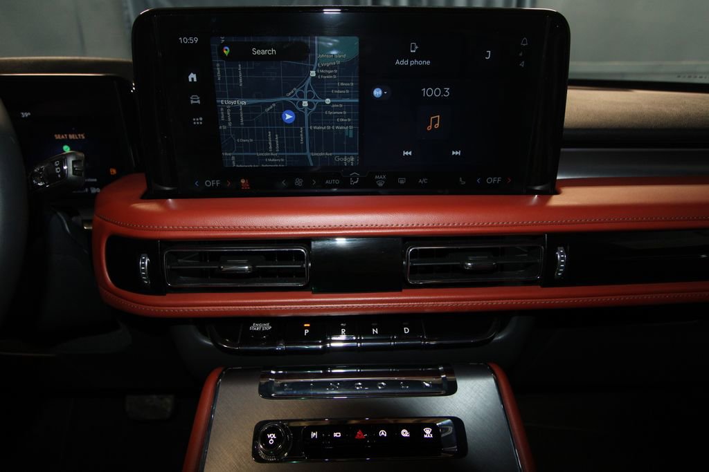 Used 2025 Lincoln Aviator Reserve w/ Jet Appearance Package image 14