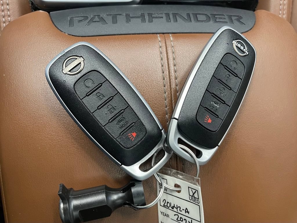 Certified 2024 Nissan Pathfinder Platinum w/ Cargo Package AWD/4WD image 20