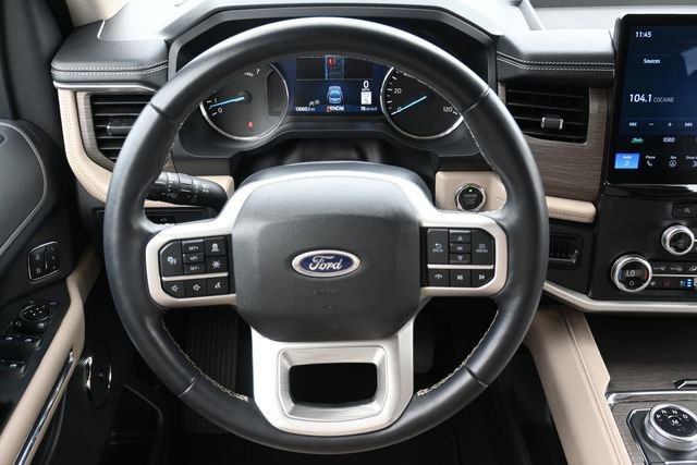 Used 2024 Ford Expedition Limited image 14