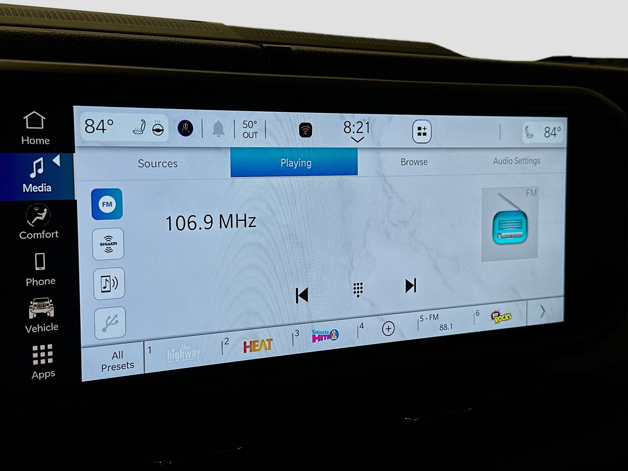 Used 2025 Jeep Wrangler Willys image 21