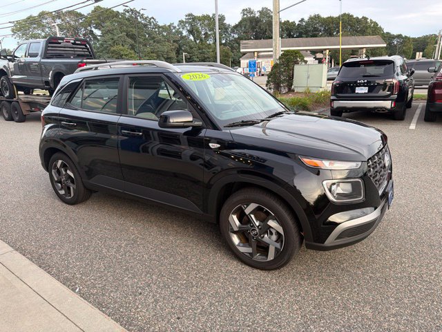 Used 2026 Hyundai Venue SEL FWD image 10