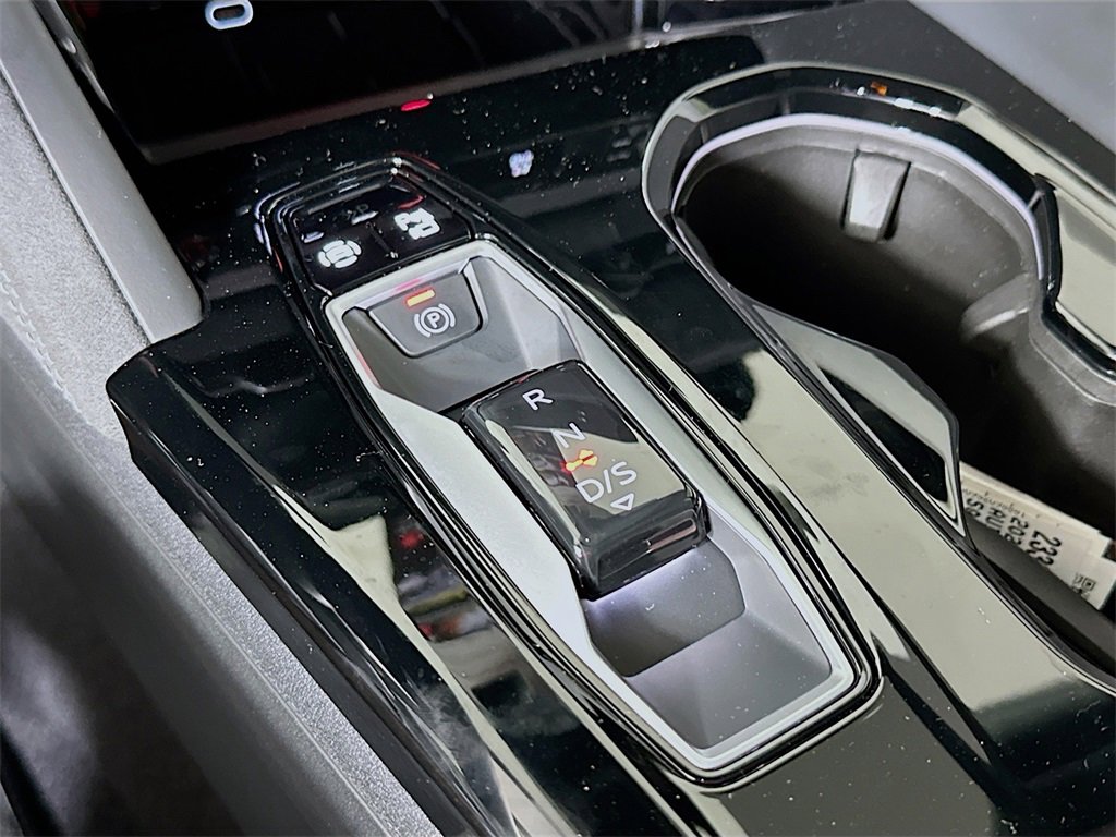 New 2025 Audi SQ5 Prestige image 22