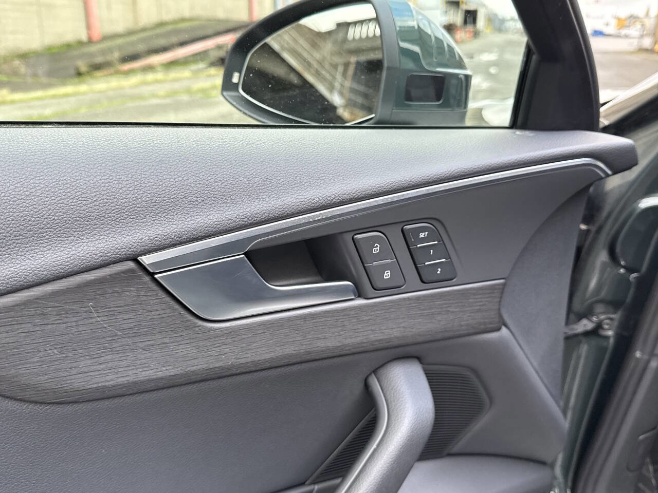 Used 2017 Audi A4 2.0T Premium Plus image 26