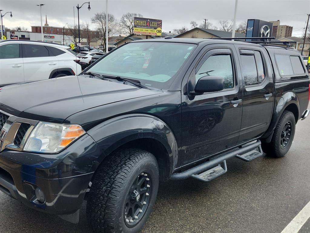 Used 2016 Nissan Frontier SV image 10
