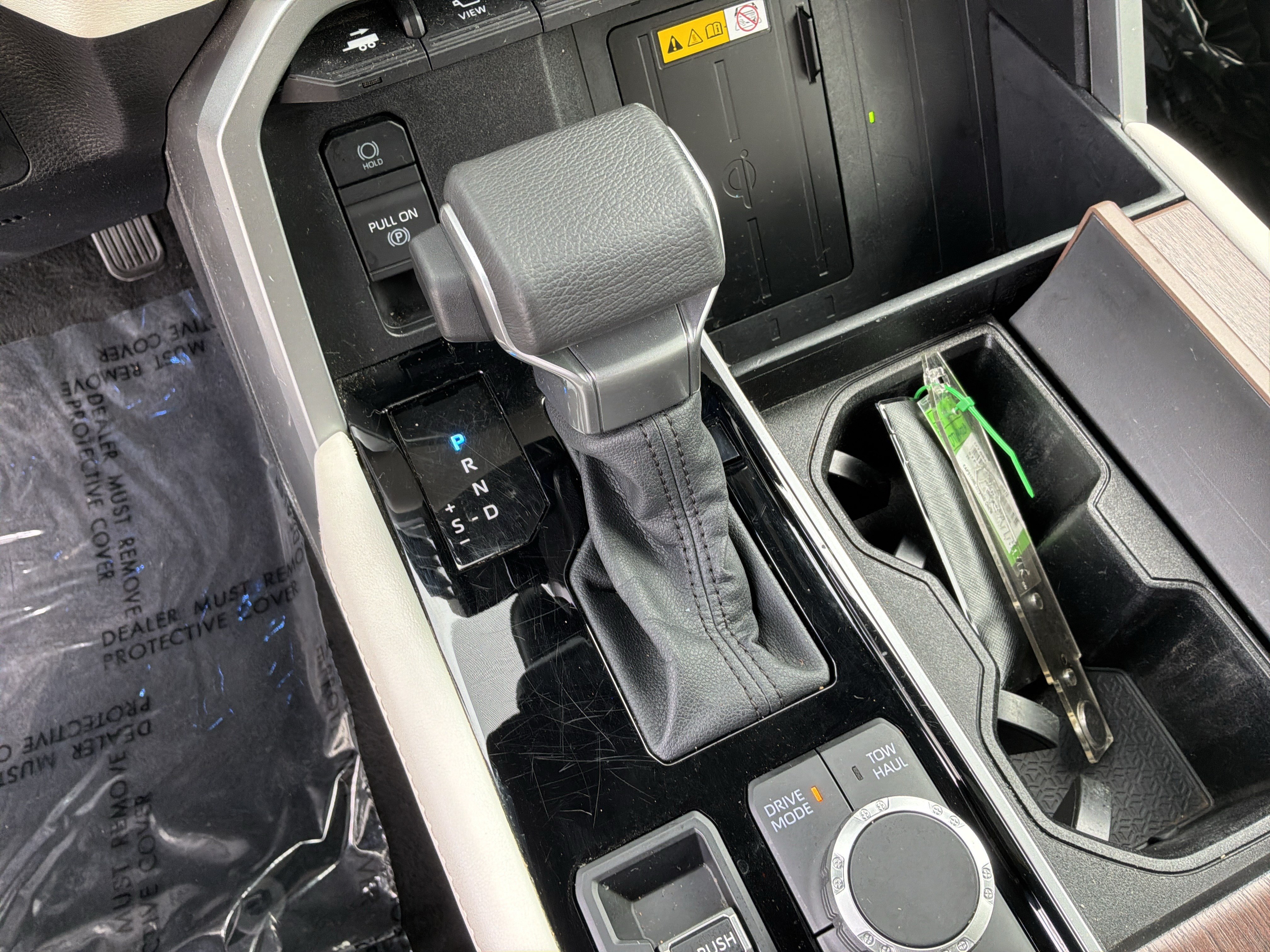 Used 2024 Toyota Tundra Capstone AWD/4WD image 26