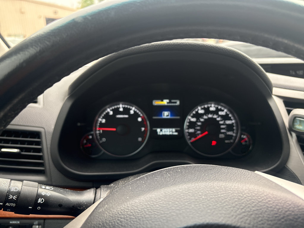 Used 2014 Subaru Outback 2.5i Limited w/ Moonroof Package AWD/4WD image 9