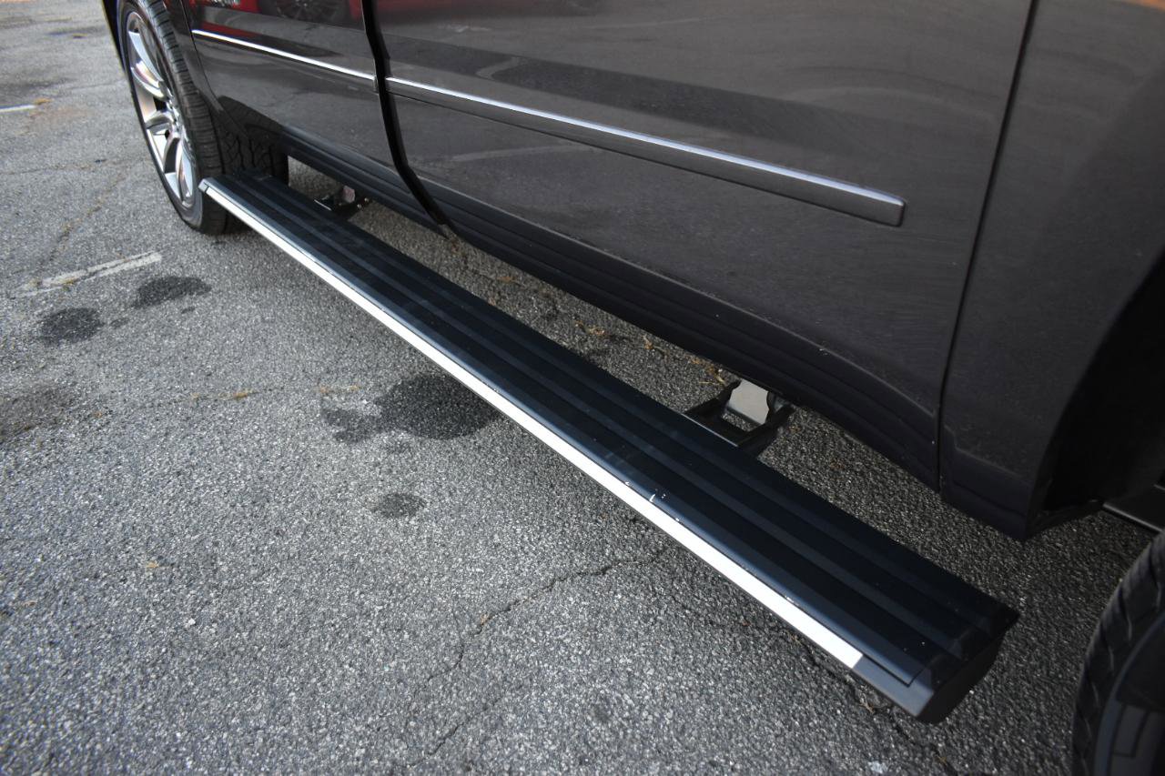 Used 2015 Chevrolet Suburban LTZ image 52