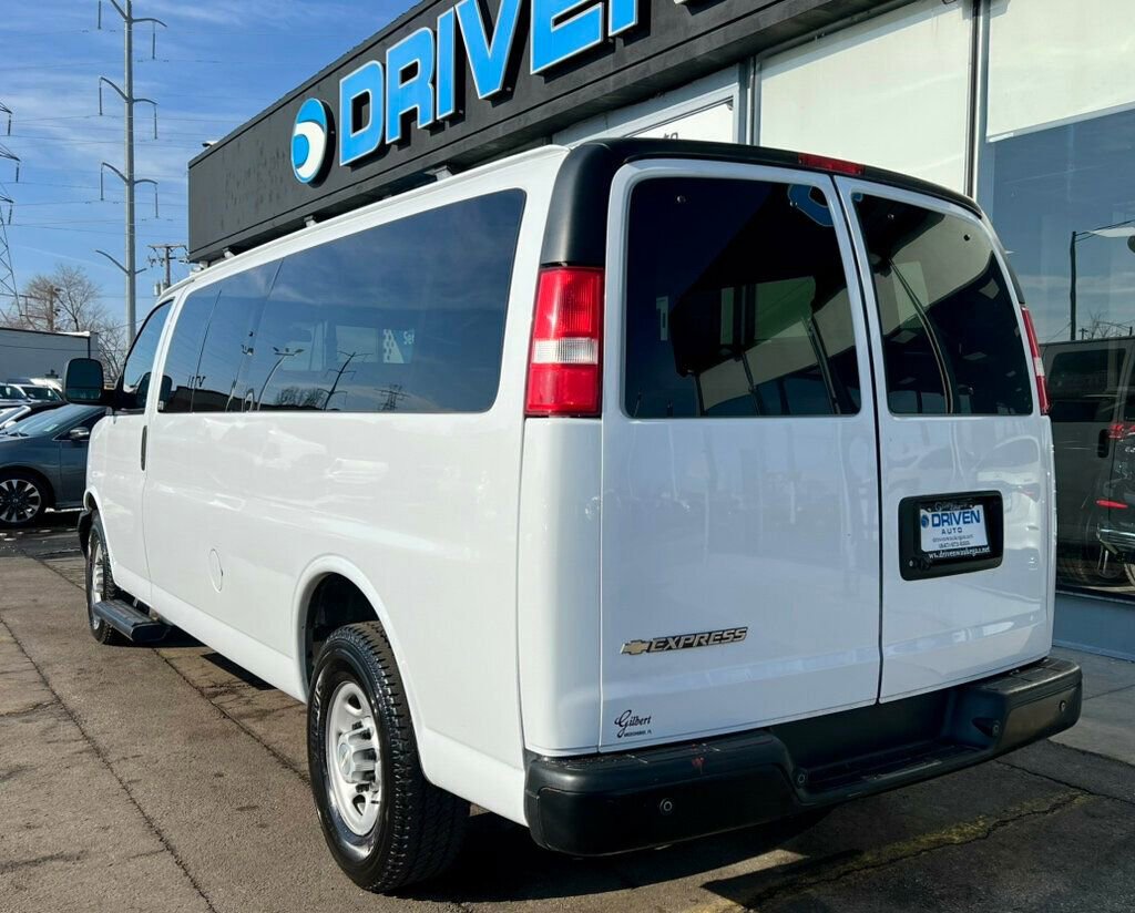 Used 2023 Chevrolet Express 3500 LS RWD image 3