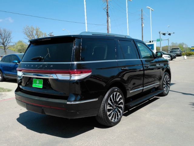 Used 2022 Lincoln Navigator Black Label AWD/4WD image 8