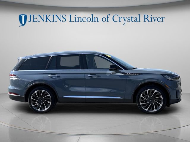 New 2026 Lincoln Aviator Reserve AWD/4WD image 2