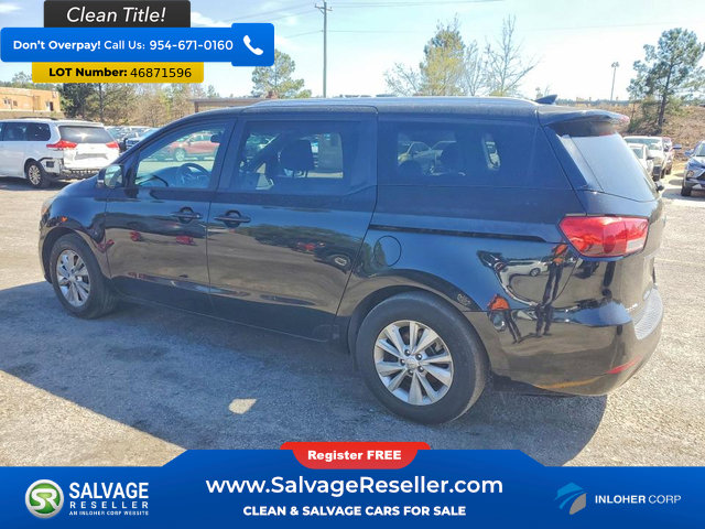 Used 2016 Kia Sedona LX w/ LX Convenience Package image 3