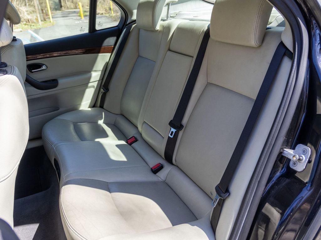 Used 2008 Saab 9-3 2.0T w/ Moonroof Package image 27