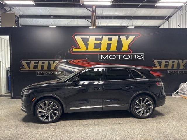 Used 2023 Lincoln Nautilus Reserve w/ Equipment Group 202A AWD/4WD image 2