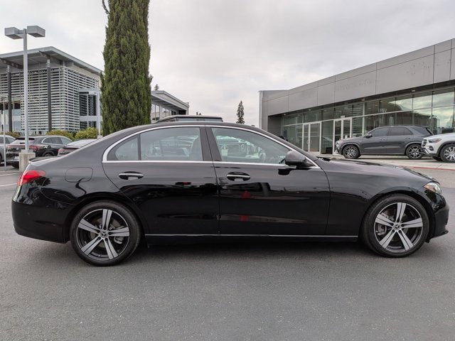 Used 2024 Mercedes-Benz C 300 Sedan image 4