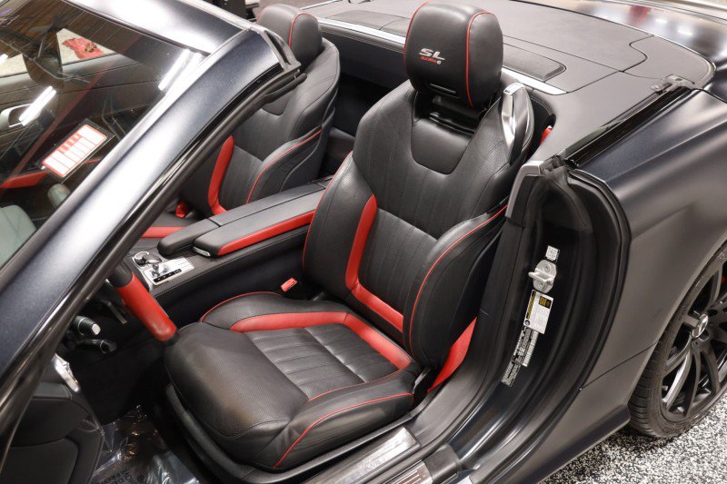 Used 2016 Mercedes-Benz SL 550 w/ Mille Miglia Edition image 38