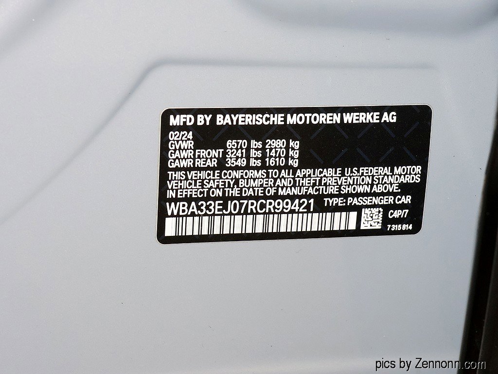 Certified 2024 BMW 760i xDrive w/ Premium Package 2 image 42