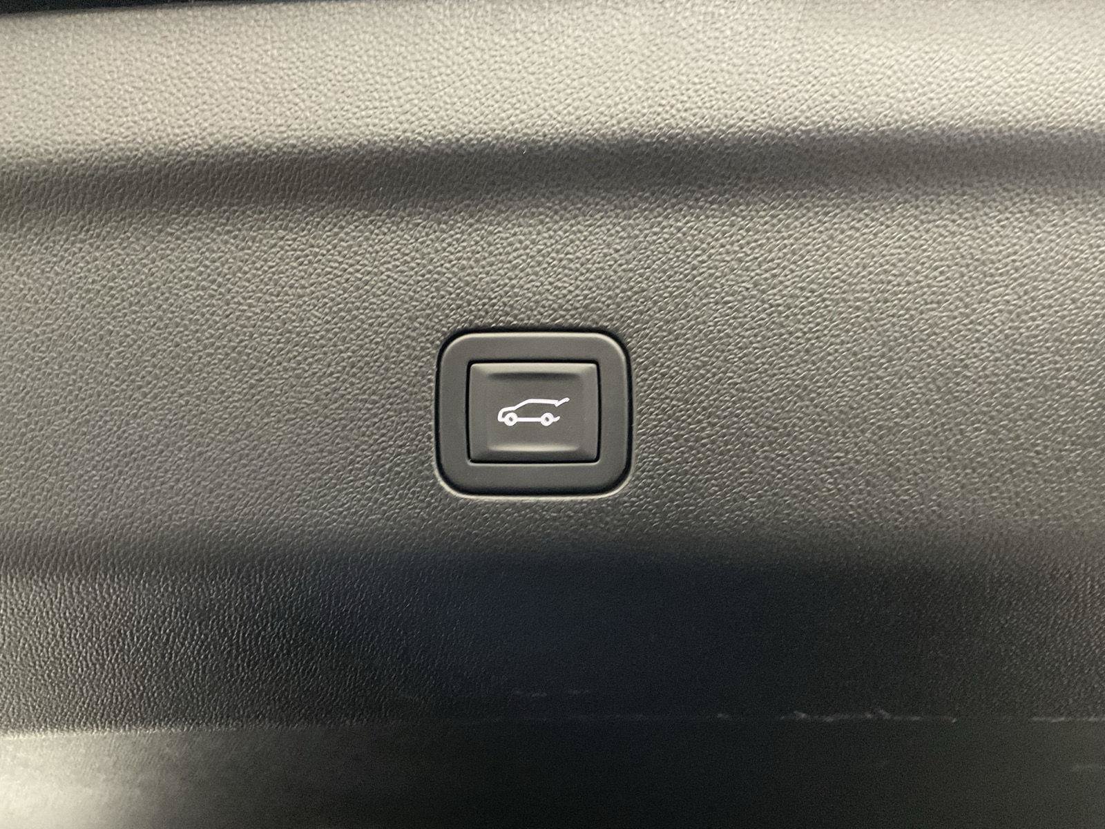 Certified 2024 Chevrolet Tahoe RST AWD/4WD image 30