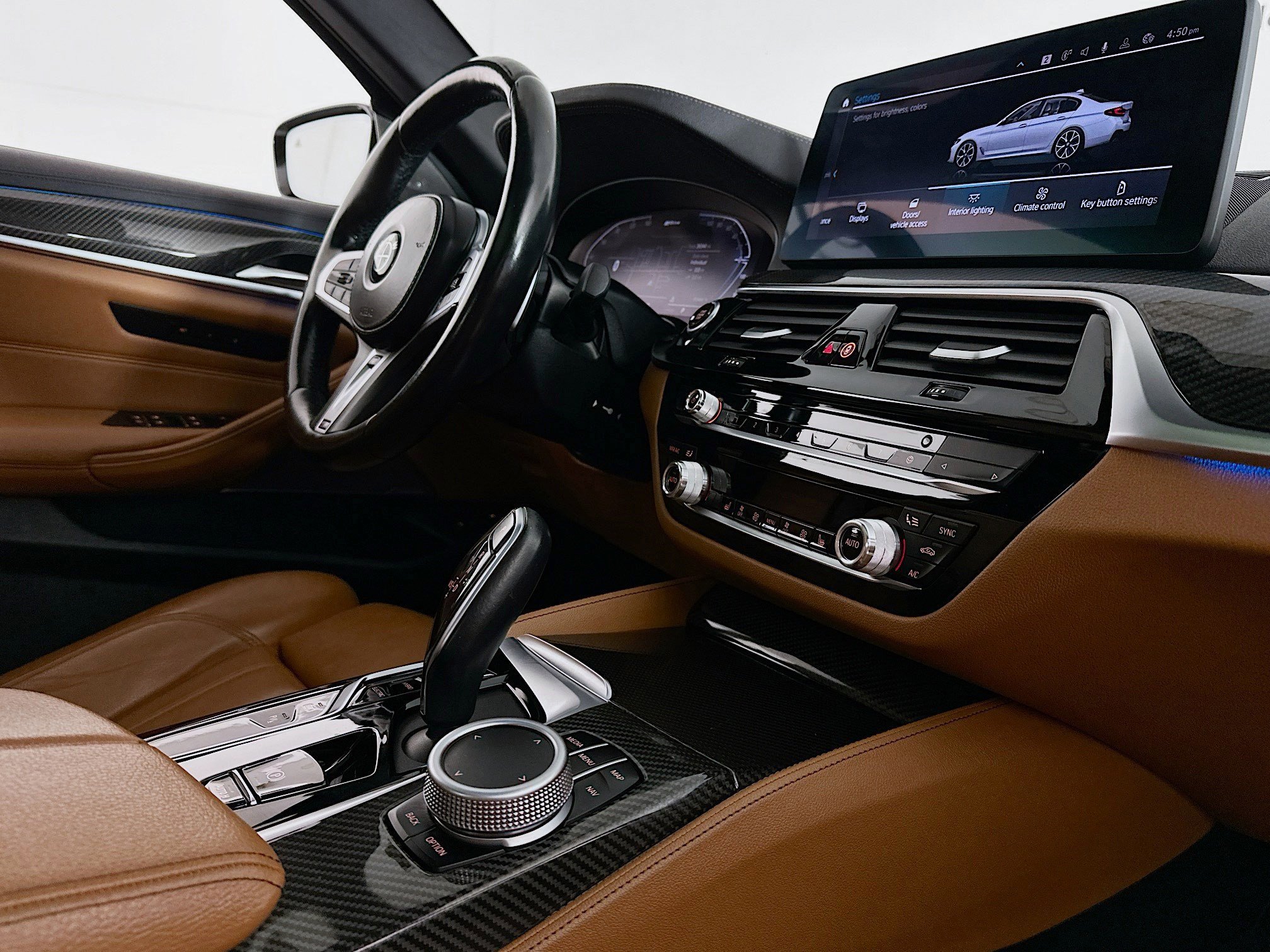 Used 2022 BMW 530e xDrive w/ Premium Package image 29