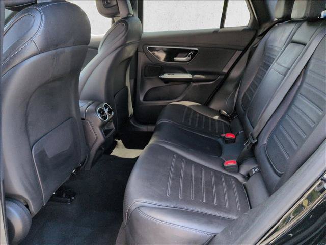 Used 2024 Mercedes-Benz GLC 300 image 18