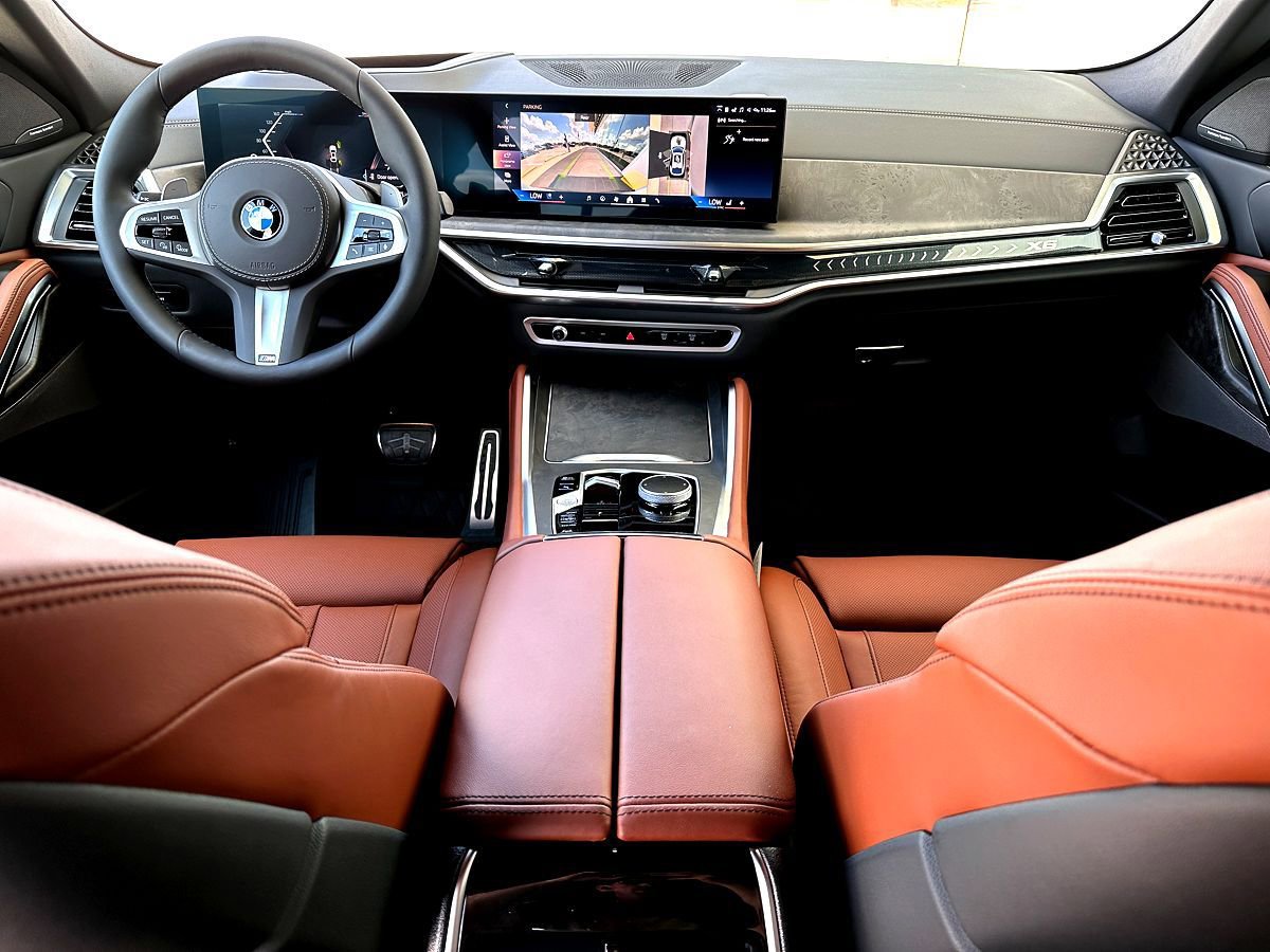 New 2026 BMW X6 xDrive40i w/ Climate Comfort Package image 19