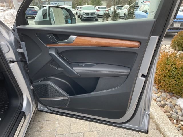 Used 2023 Audi Q5 2.0T Premium Plus w/ Premium Plus Package AWD/4WD image 29