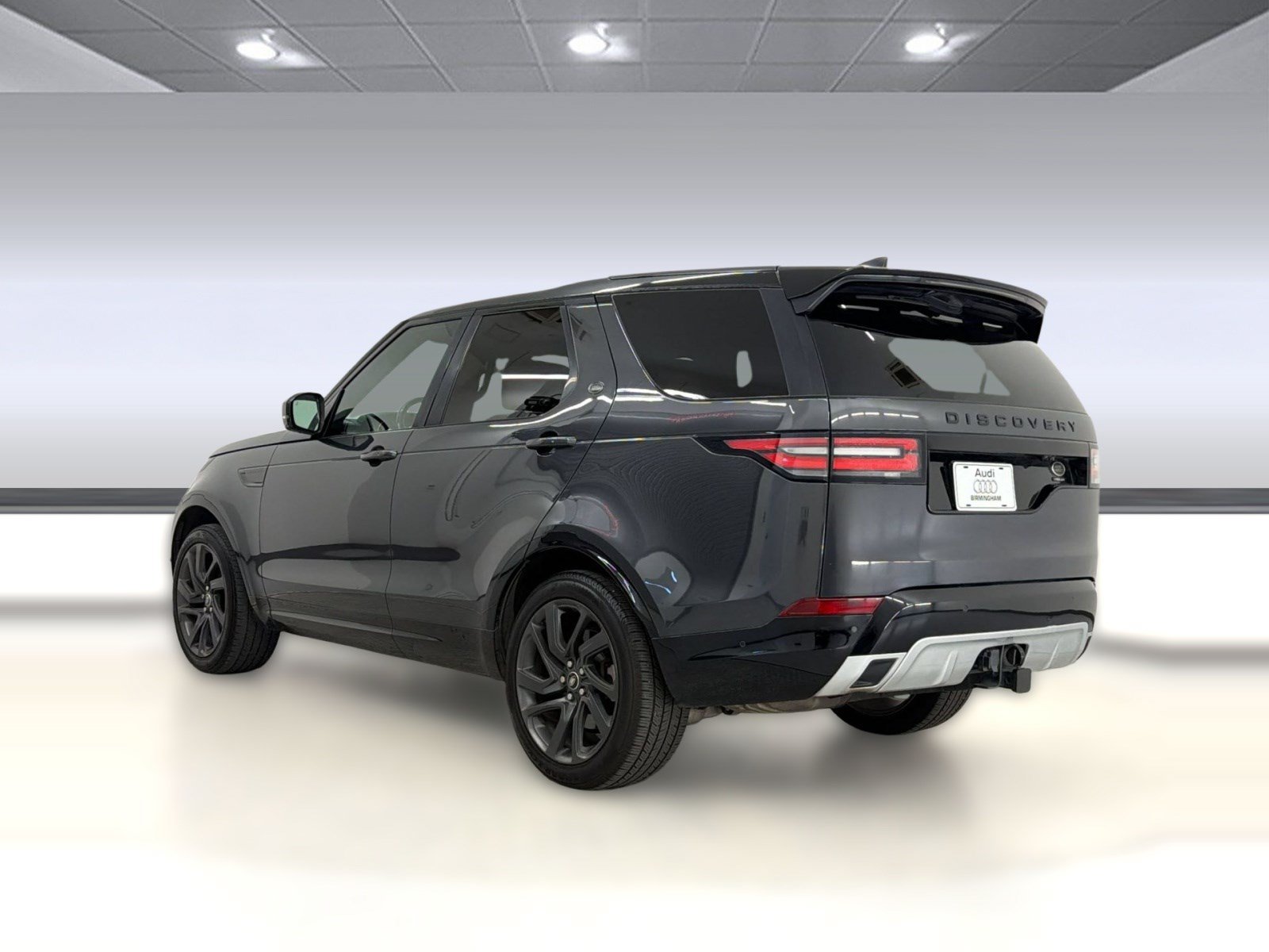 Used 2017 Land Rover Discovery HSE Luxury AWD/4WD image 3