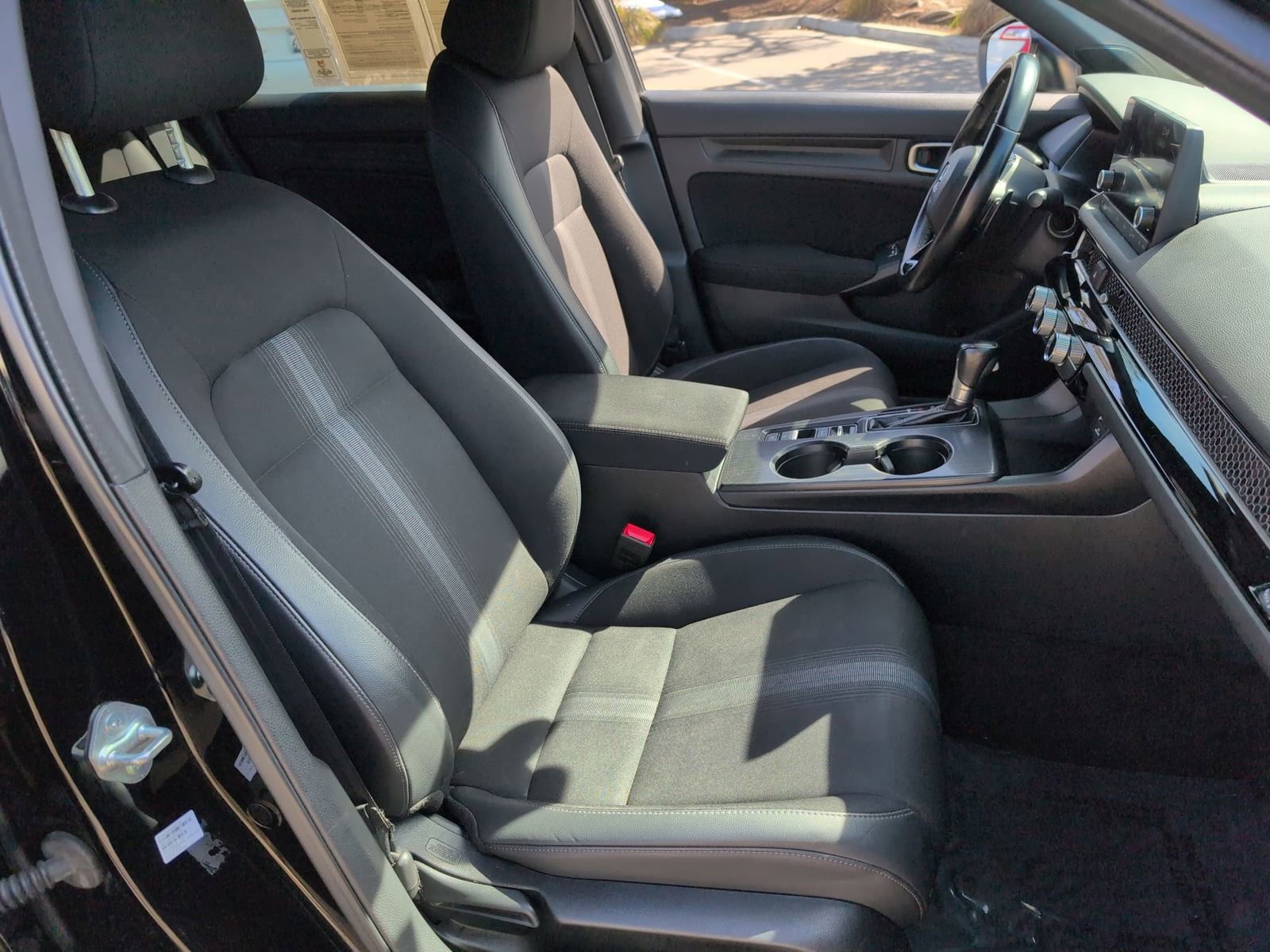 Used 2023 Honda Civic Sport image 28