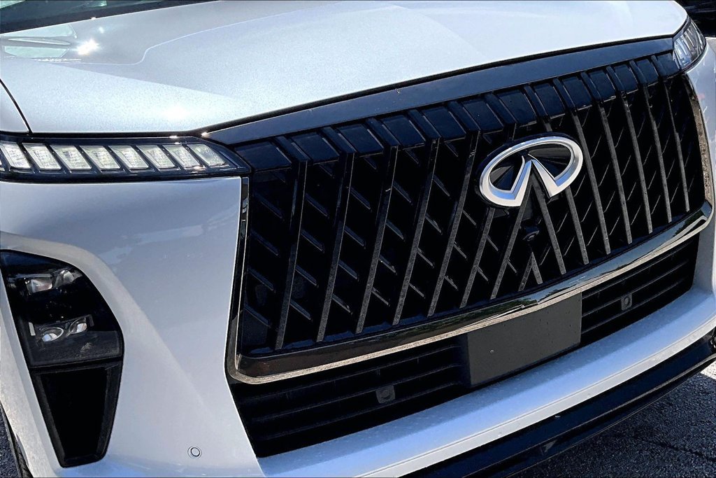 Used 2026 INFINITI QX80 4WD w/ Sport Exterior Package image 38