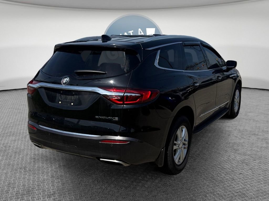 Used 2019 Buick Enclave Essence w/ LPO, Luxury Package image 8