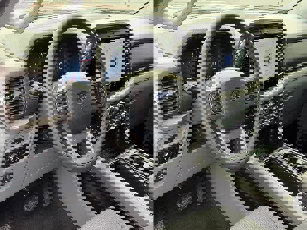 New 2026 Ford F150 XLT w/ Equipment Group 302A MID image 8