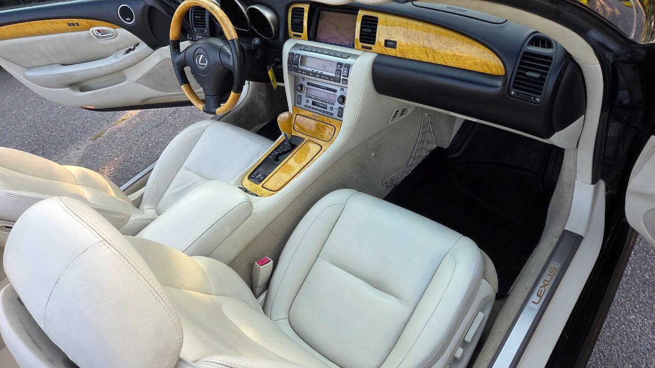 Used 2003 Lexus SC 430 Convertible RWD image 37