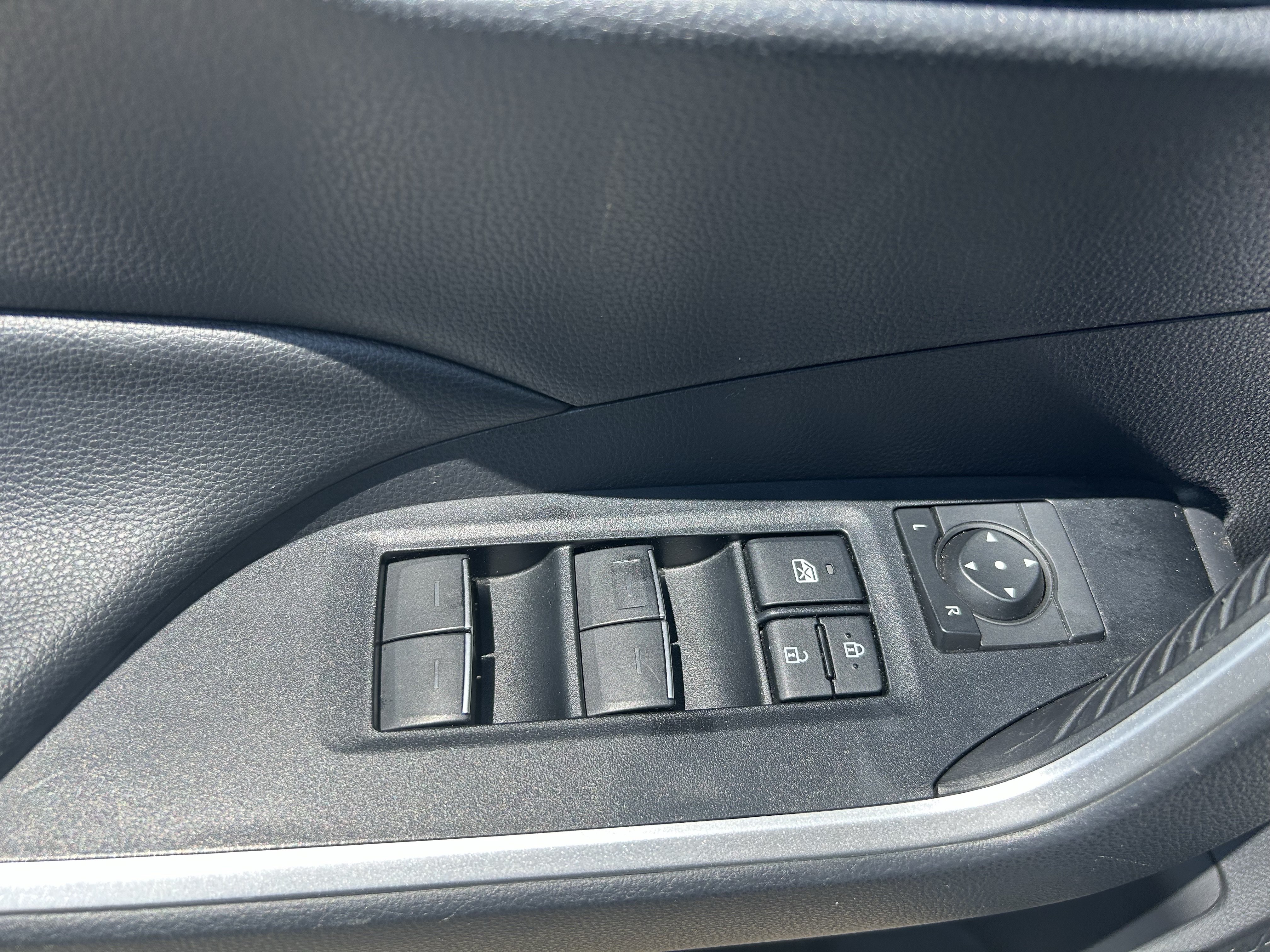 Certified 2025 Toyota RAV4 XLE AWD/4WD image 16