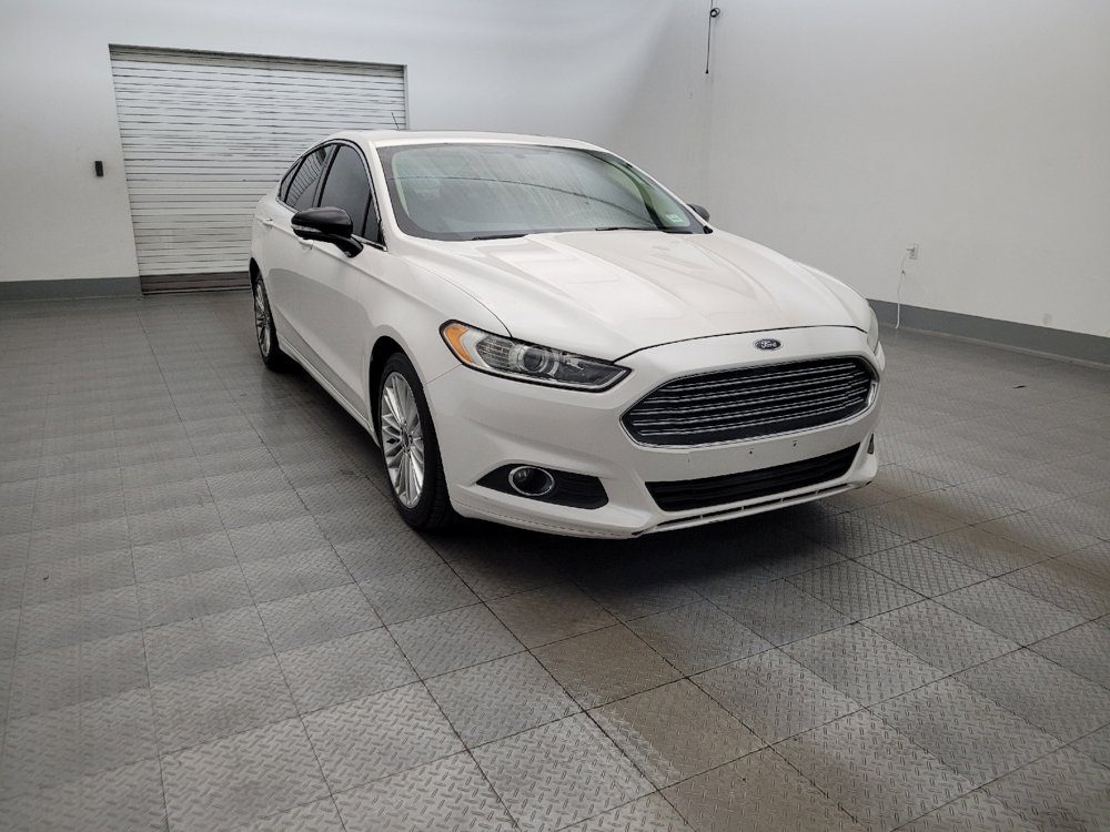 Used 2016 Ford Fusion SE w/ Equipment Group 202A FWD image 13