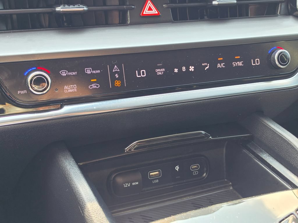Certified 2023 Kia Sportage EX AWD/4WD image 23