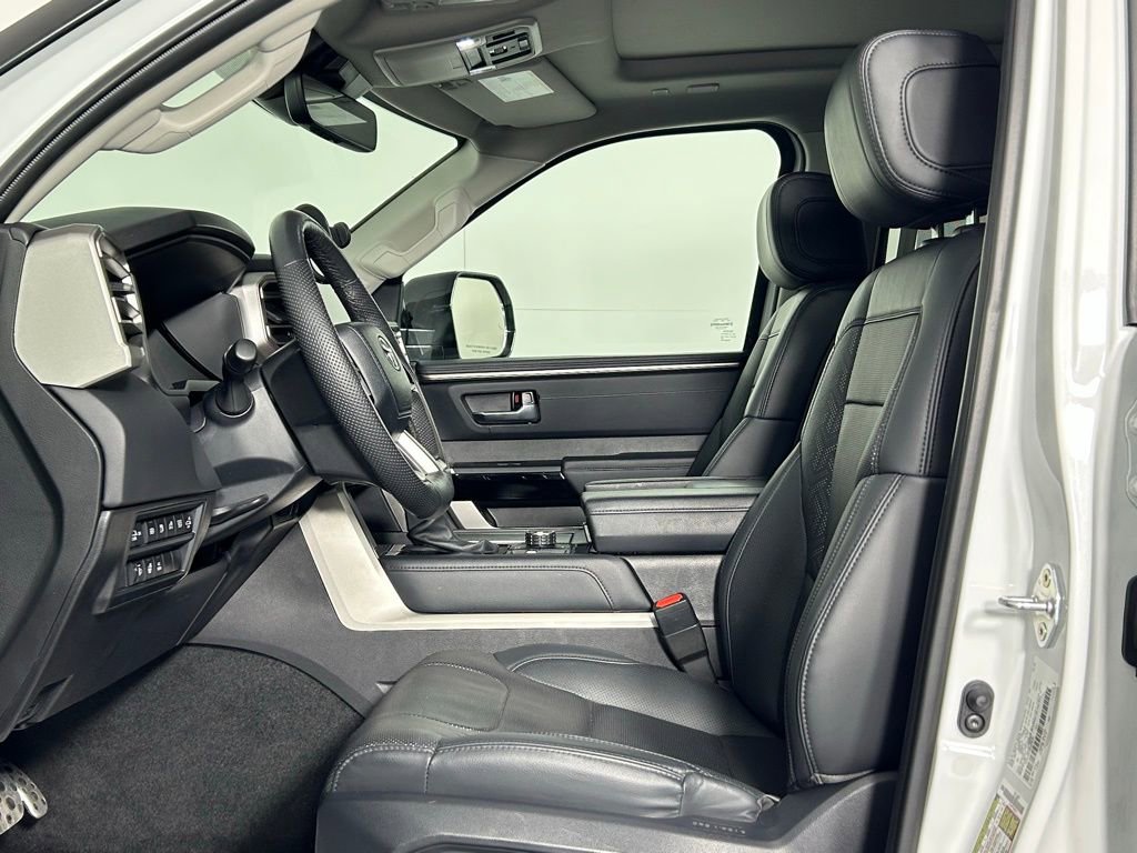 Used 2024 Toyota Sequoia Limited image 35