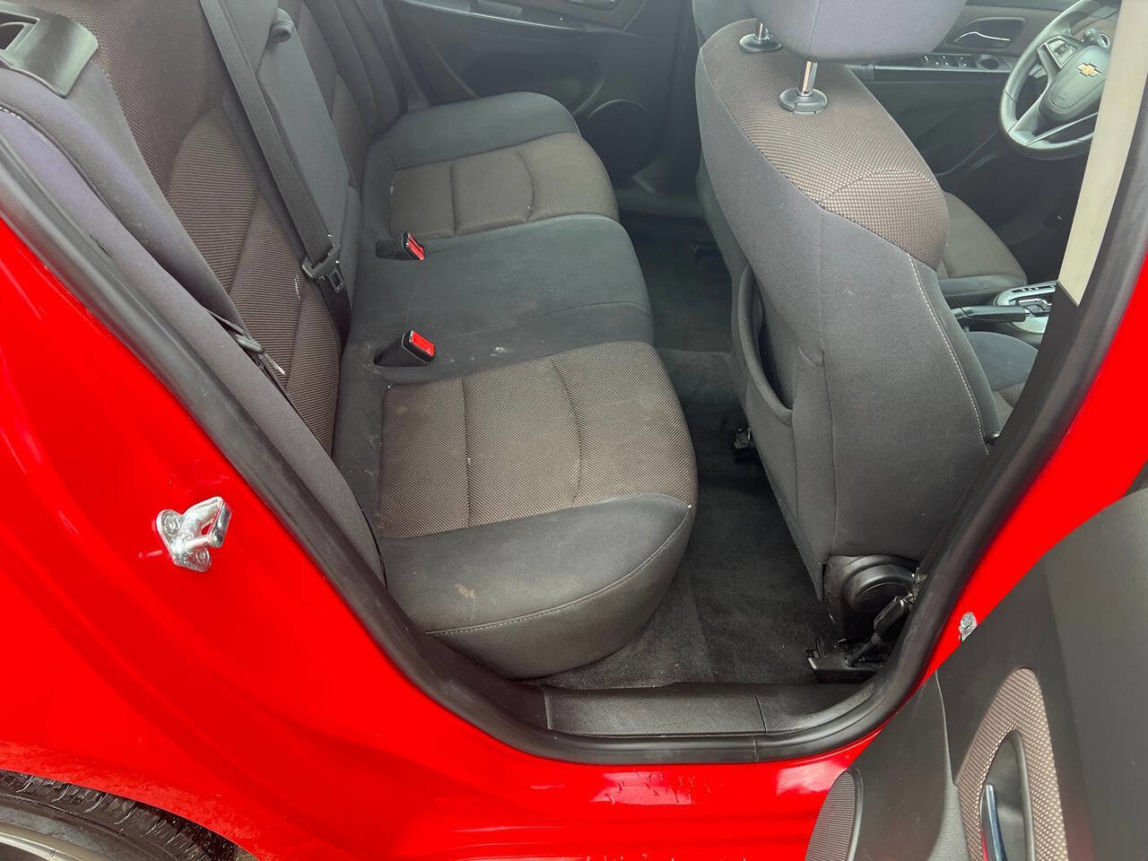 Used 2015 Chevrolet Cruze LT FWD image 23