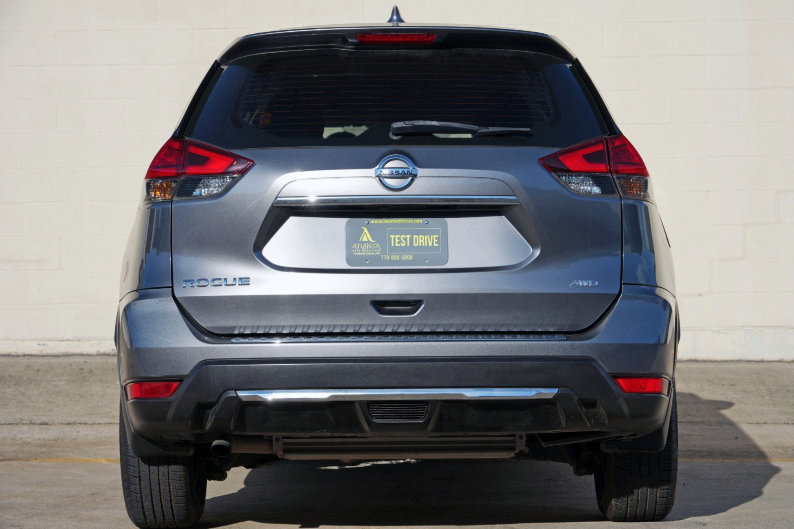 Used 2017 Nissan Rogue S AWD/4WD image 10