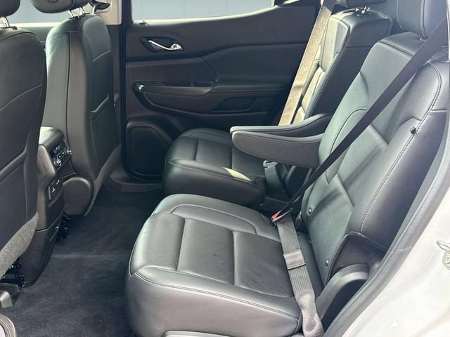 Used 2022 GMC Acadia SLT w/ Trailering Package AWD/4WD image 26