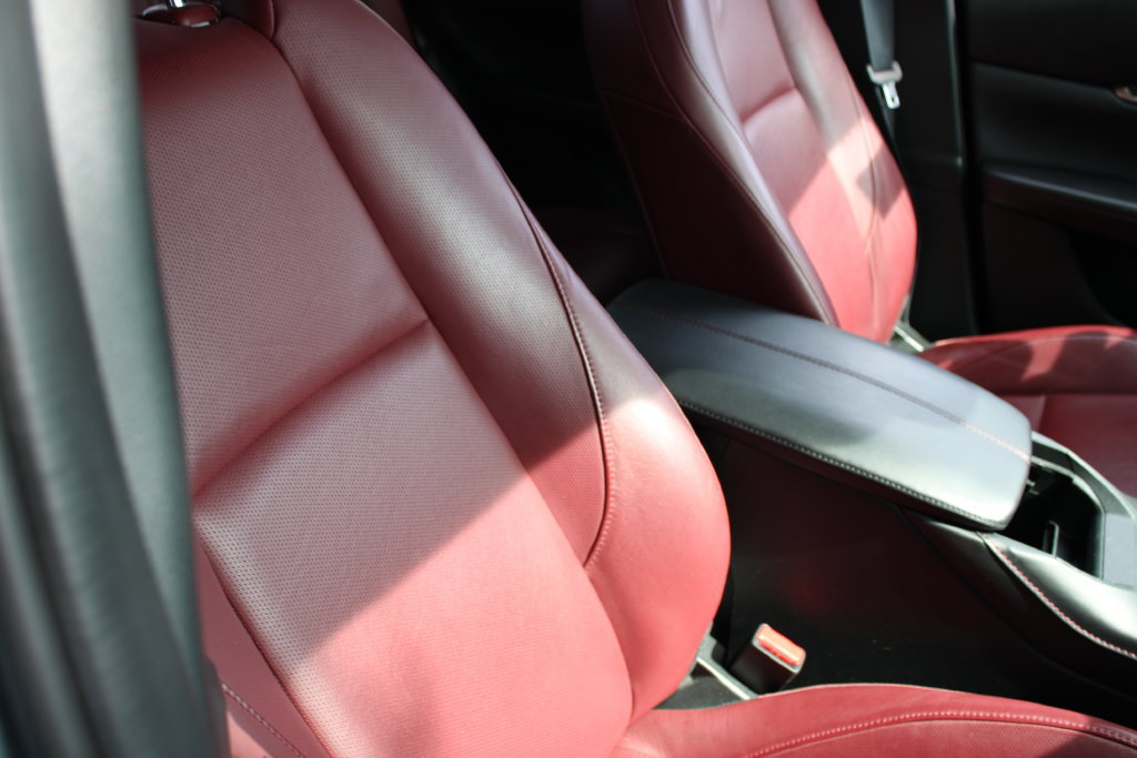 Used 2025 MAZDA CX-30 AWD 2.5 S w/ Preferred Package image 19