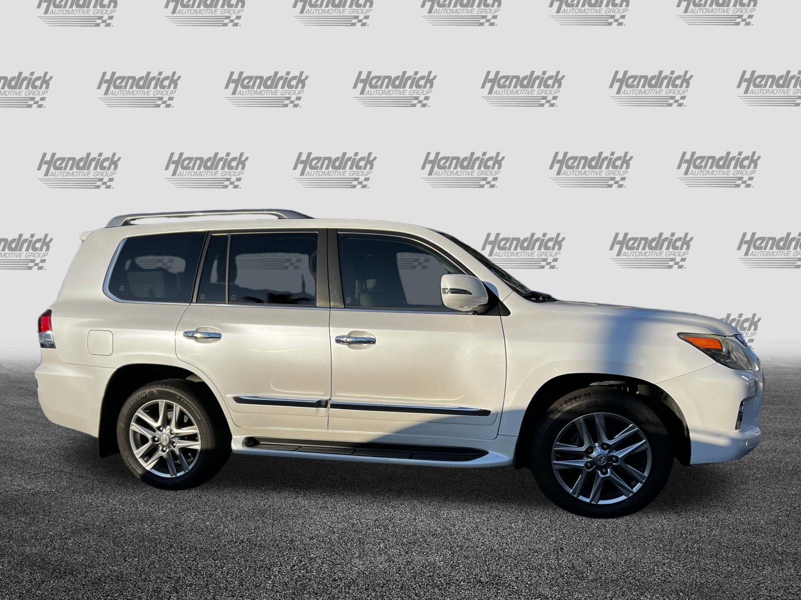 Used 2014 Lexus LX 570 4WD image 10