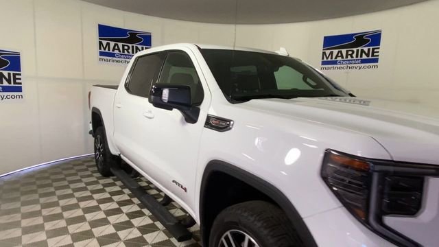 Certified 2023 GMC Sierra 1500 AT4 w/ Technology Package AWD/4WD image 4