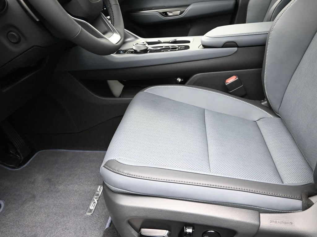 New 2026 Lexus RZ 350e 2WD image 13