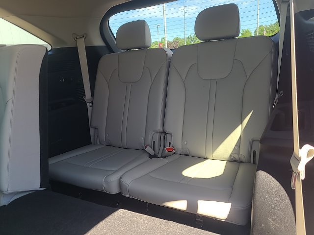 Used 2023 Kia Sorento S AWD/4WD image 26