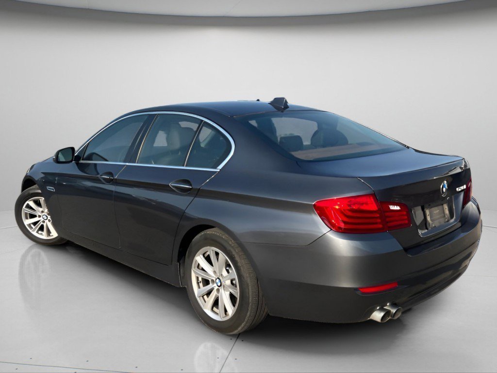 Used 2016 BMW 528i Sedan RWD image 11