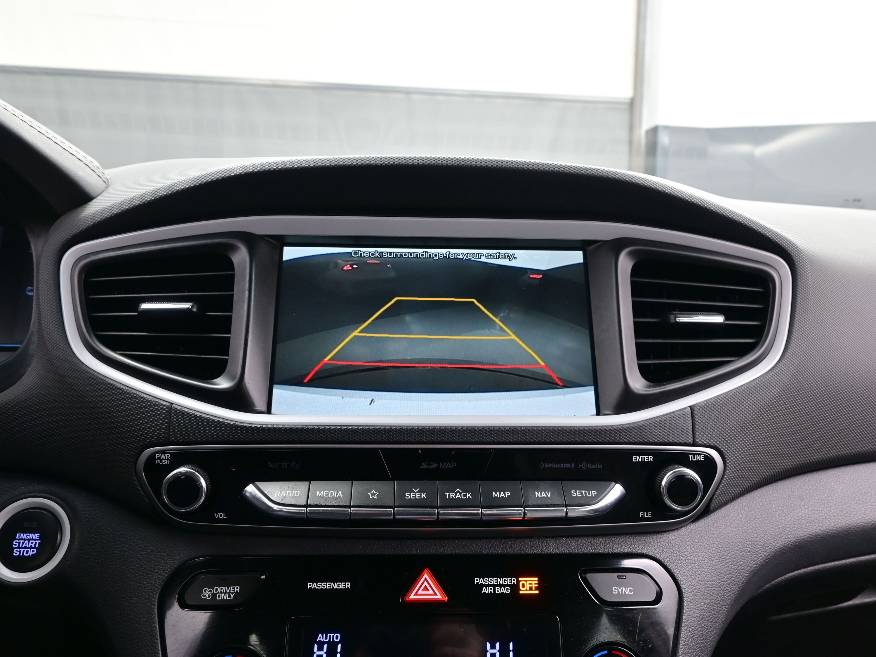 Used 2018 Hyundai Ioniq Limited w/ Ultimate Package 02 image 19