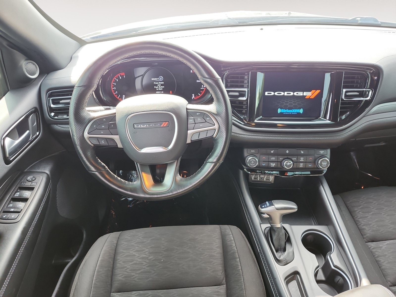 Used 2023 Dodge Durango SXT w/ SXT Blacktop Group AWD/4WD image 10