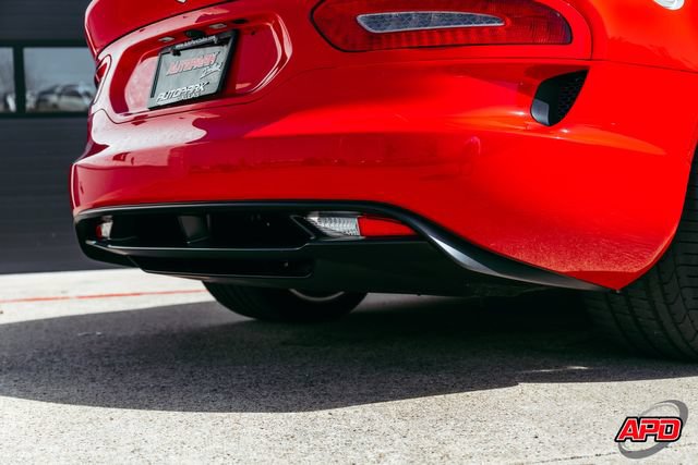 Used 2014 SRT Viper SRT-10 w/ Grand Touring Package RWD image 38