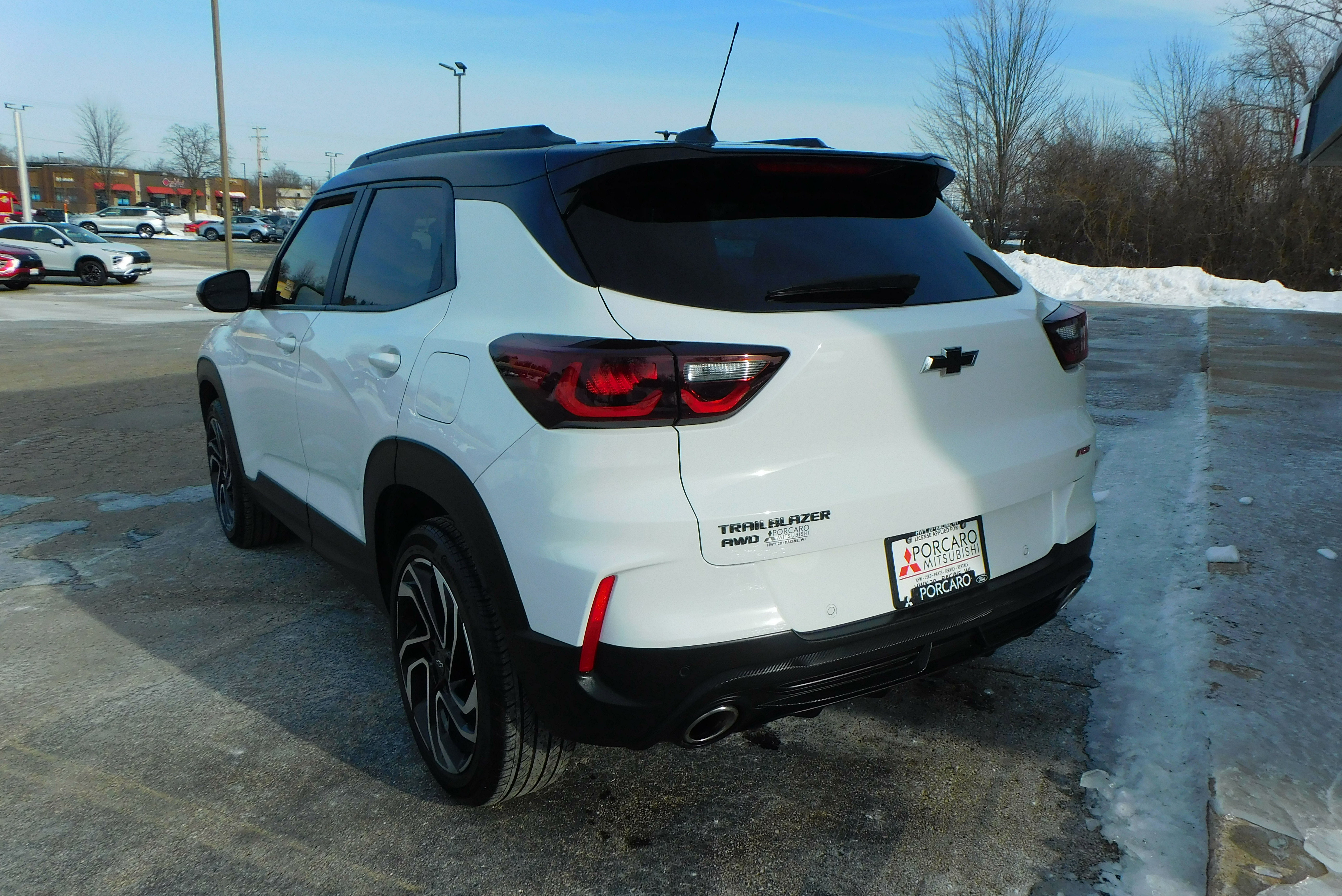 Used 2024 Chevrolet TrailBlazer RS w/ Convenience Package image 3